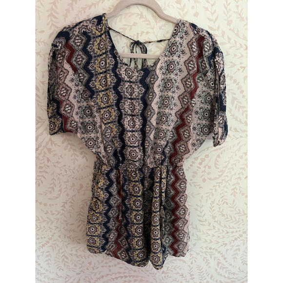 Pants - FALL CLEARANCE BCBG Generation Trendy Patterned Romper S